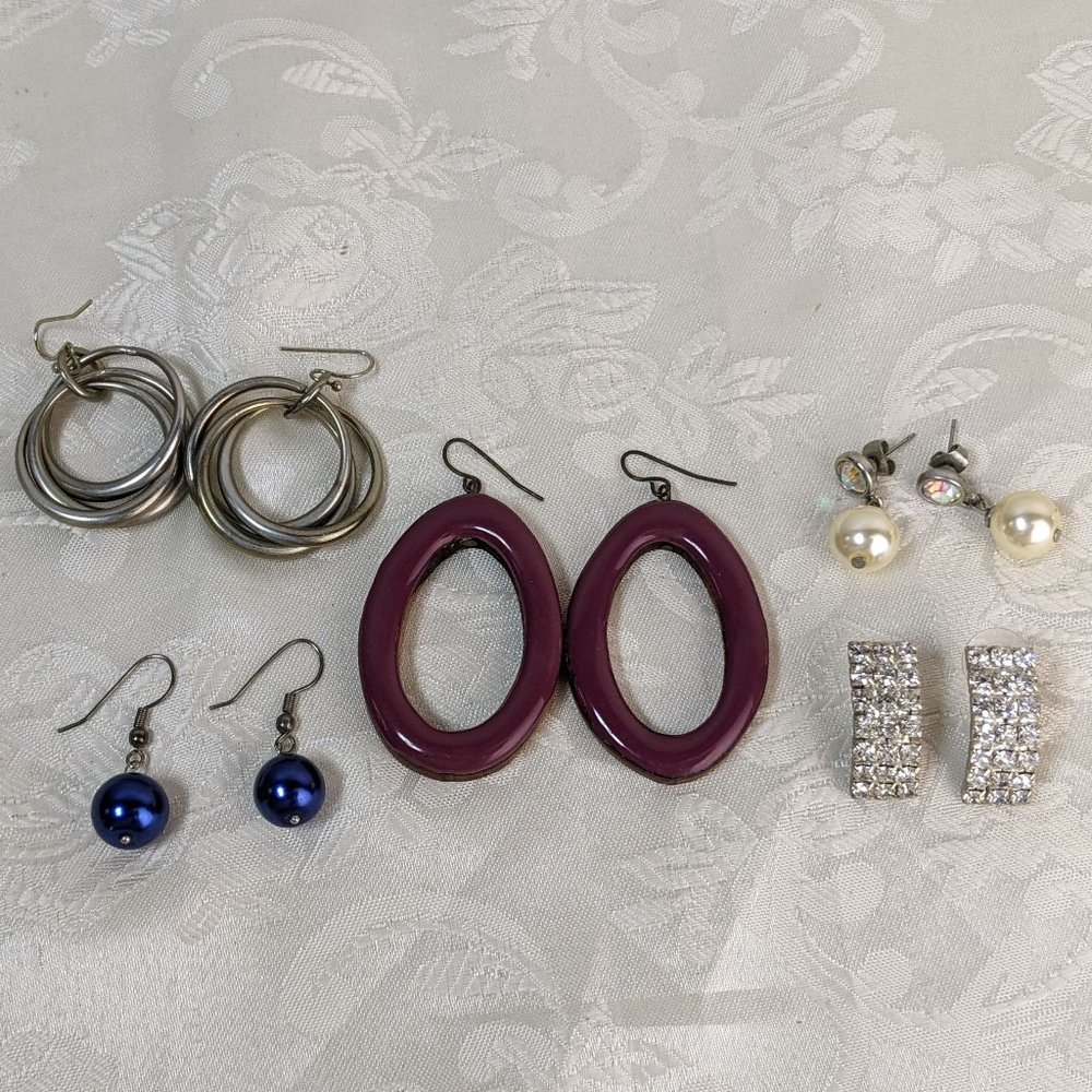 Lot of 5 Pairs of Earrings, Costume Jewelry Drop Dangle post